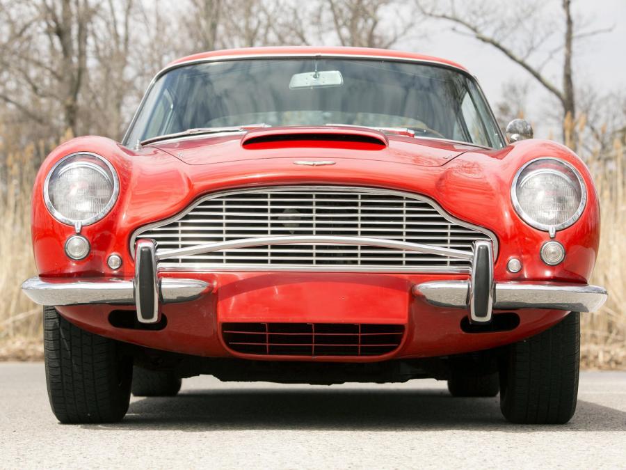  Aston Martin DB6 1965 года  (фото 24 из 27)